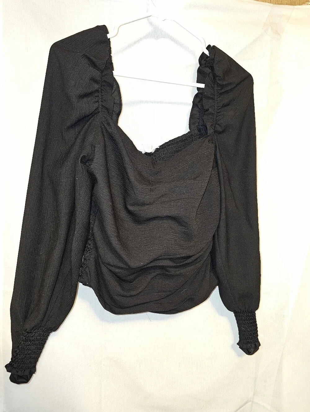 Astr The Label Black Puff Sleeve Square Neck  Smocked Ruched  Size M